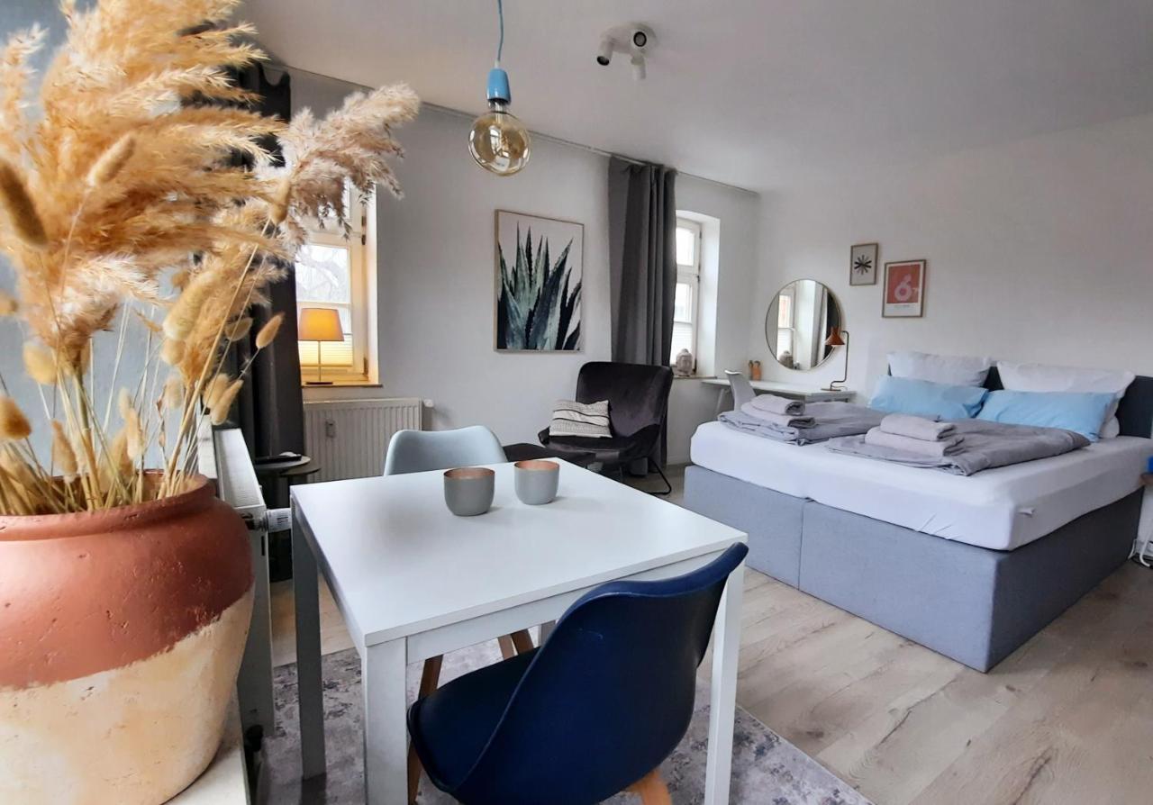 Kvartier2 In Top-Lage, 5 Min Zur Bali-Therme Und Gop, Hdz, Arbeitsplatz, Boxspringbett Бад Ойнхаузен Екстериор снимка